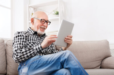 How Seniors Can Use Technology to Stay Connected