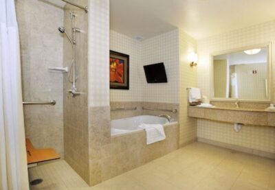10 Bathroom Remodeling Tips for Seniors