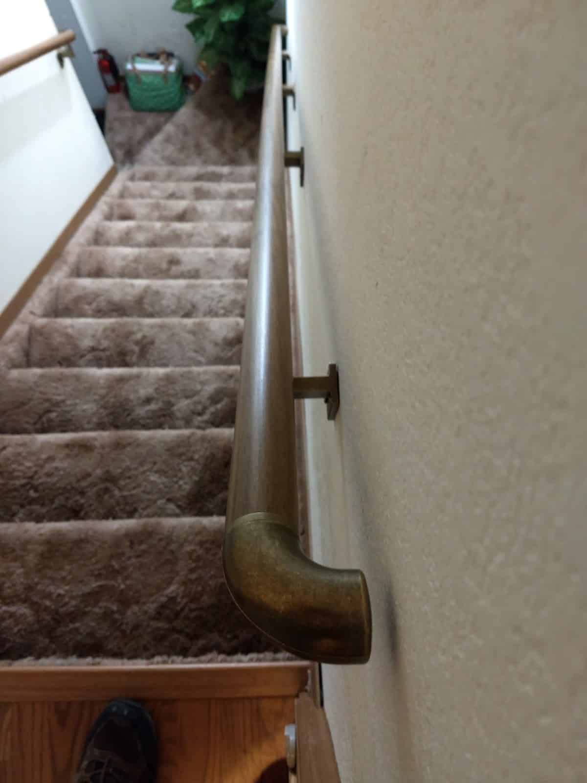 Handrail