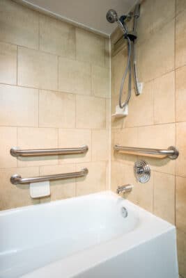 Could You Benefit From a Walk-in Tub?