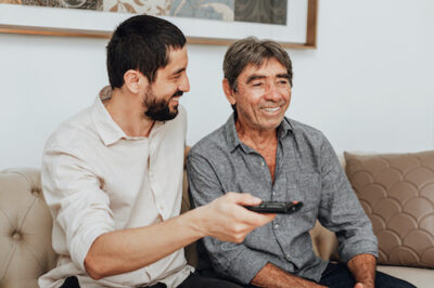 5 Considerations to Weigh Before Moving an Aging Parent In