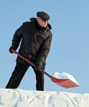 Avoid injury while shoveling snow