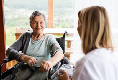 4 Reasons a Senior with Alzheimer’s May Get Agitated