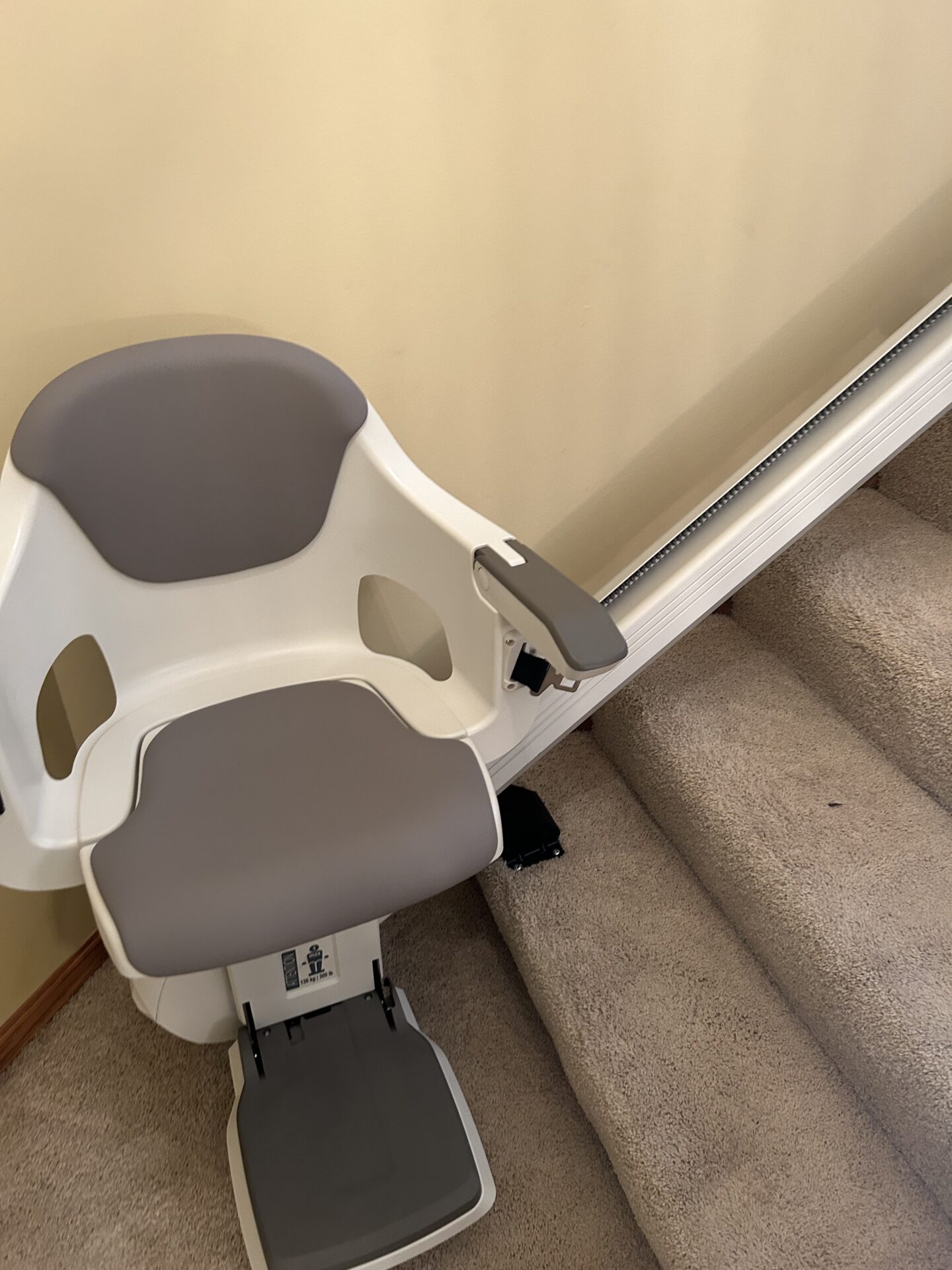 Access HomeGlide Stairlift - Oak Brook