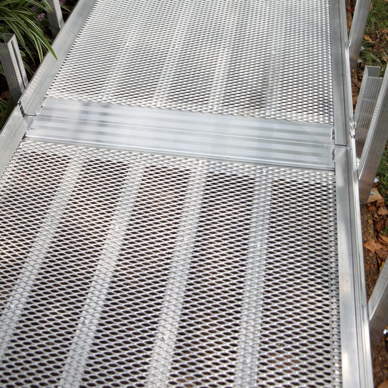 American Access Open-Weave Wheelchair Ramp 1