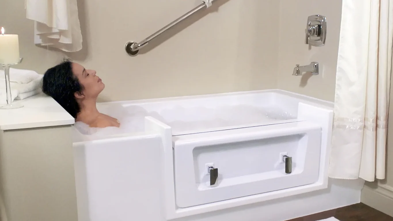 Accessibility bathing options Quick Tub Cap 3