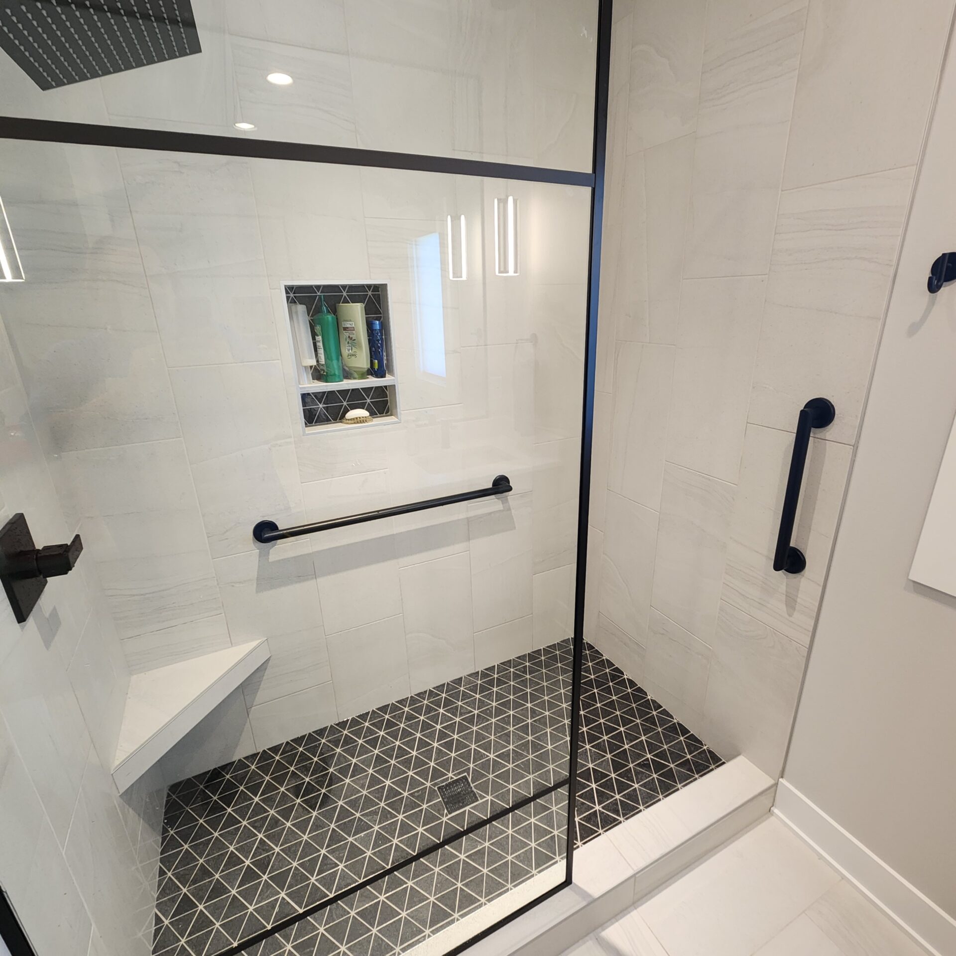 des moines grab bars black matte